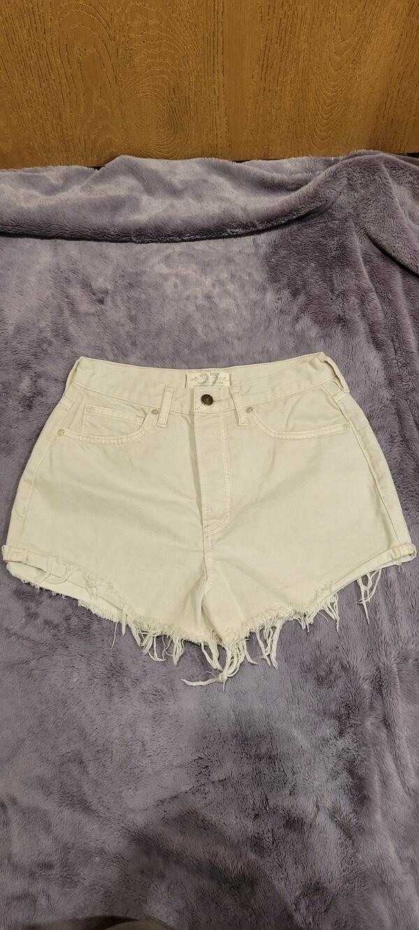 We the Free Free People White Denim Cutoff Shorts Womens 27 Raw Hem Summer Y2K